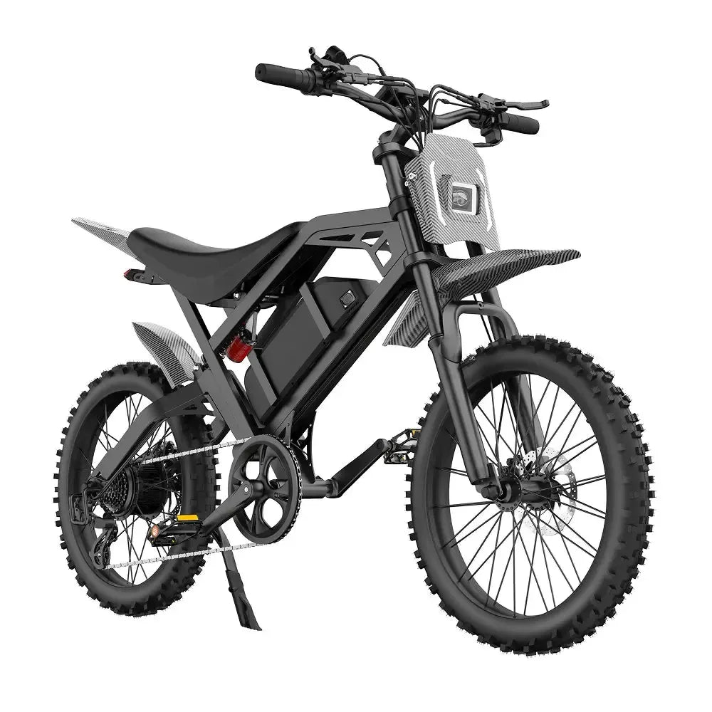 QMWheel V20 Cross fatbike in zwart, schuin vooraanzicht van de andere kant met accu in het frame